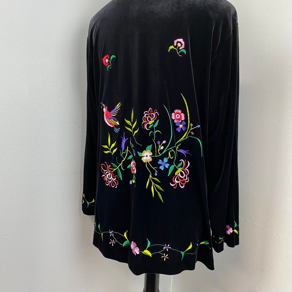 Susan Graver Black Velour Floral Embroidered Button Down Top Kimono Jacket Small - Picture 8 of 10